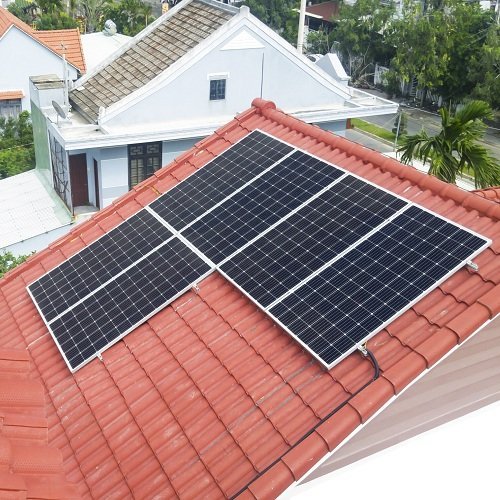 Quy trình thi công hệ thống điện mặt trời hòa lưới 10,5 kWp nhà anh Tuấn (Nguyễn Trác, Đà Nẵng) 