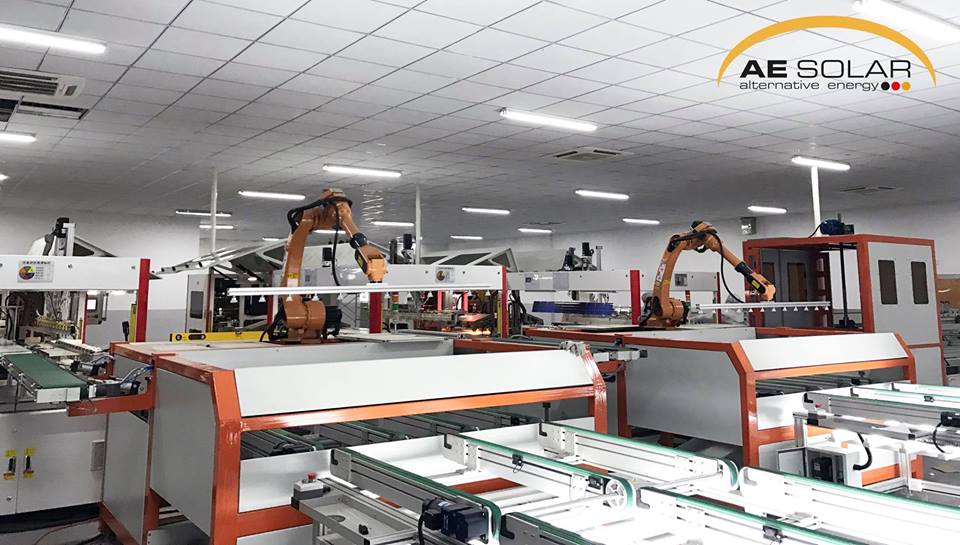 tấm pin năng lượng mặt trời AE Solar